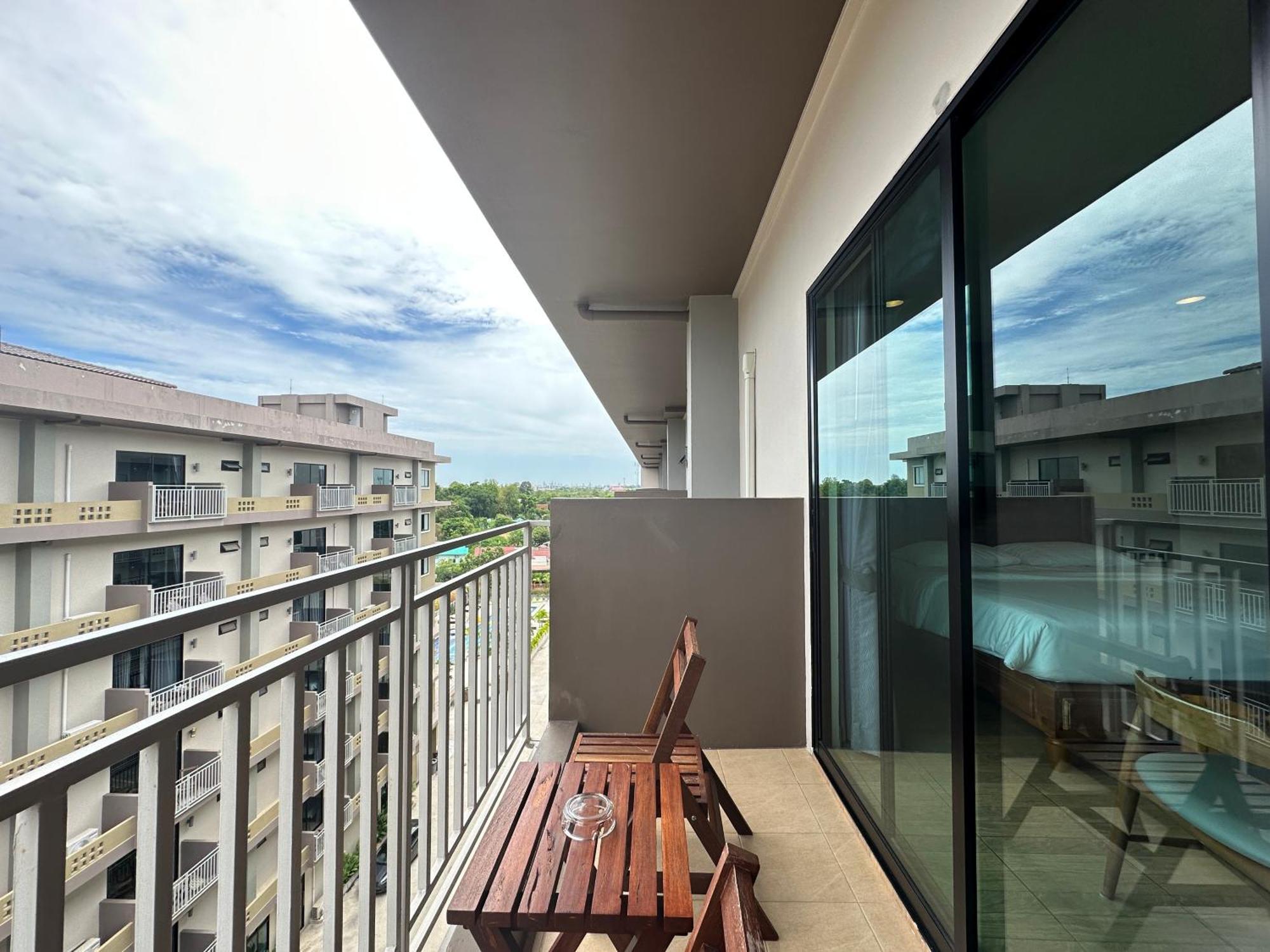 Mangrove Prestige Hotel Jomtien Beach Zewnętrze zdjęcie